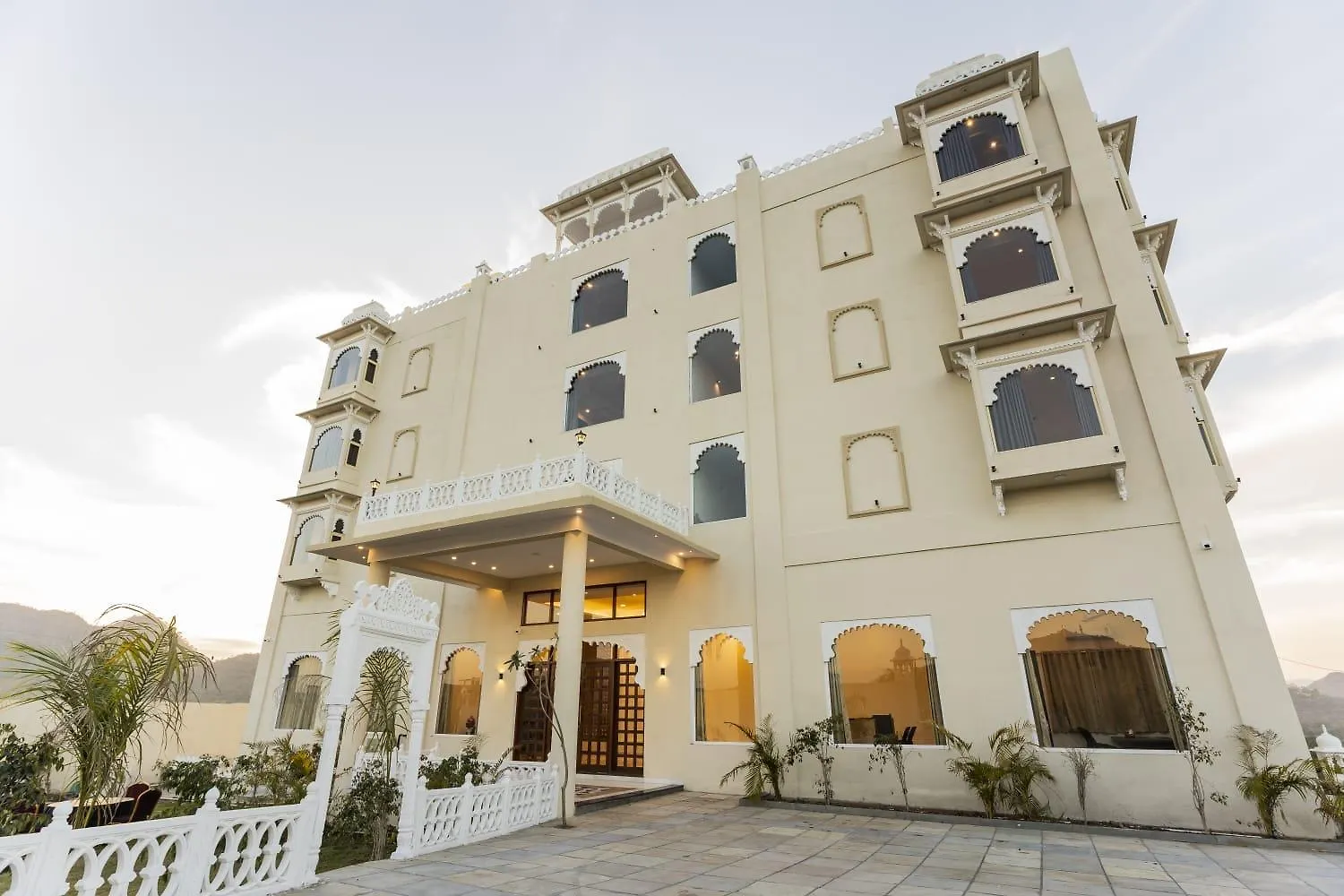 The Rosewalk Heritage Udaipur 3*,  India